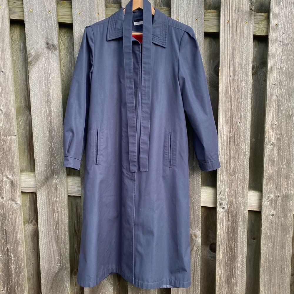 Vintage Navy blue Forecaster International All-weather Trench coat zip o…